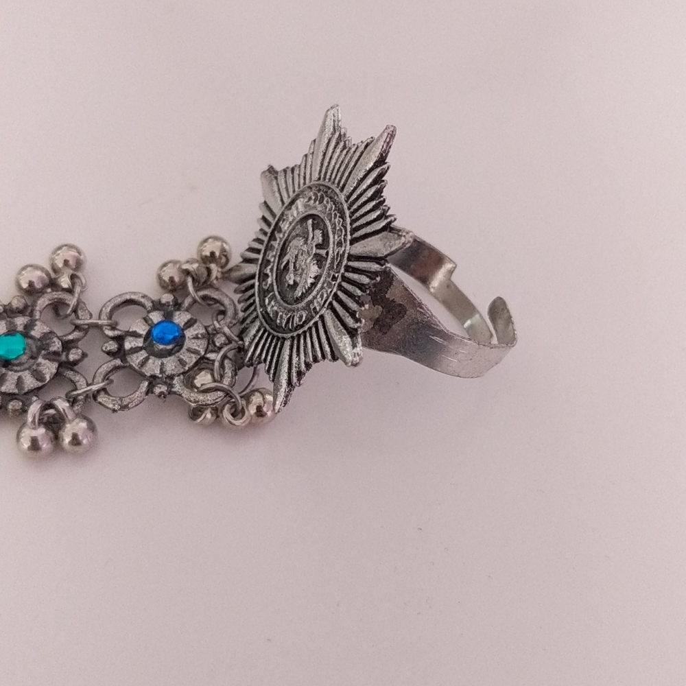 Hand chain + ring - Picture 4 of 4